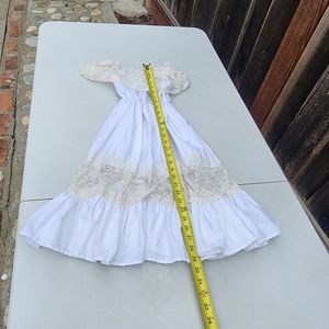 White flared Mexican style size 120 on or off the shoulders lace dress